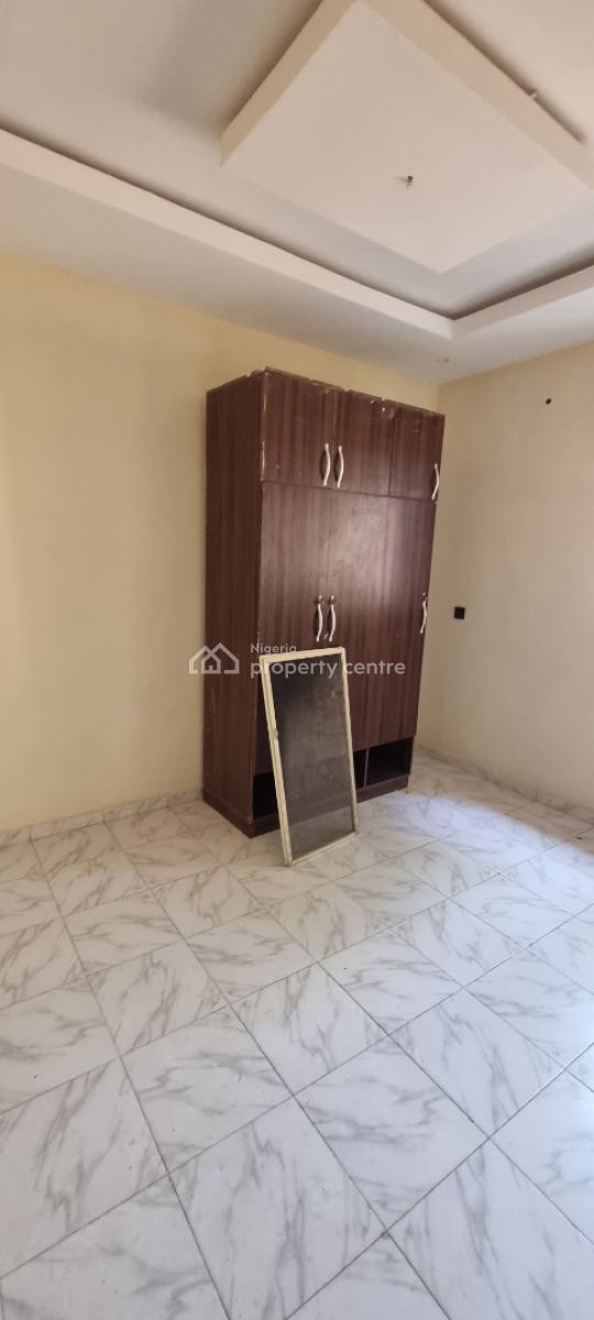 3 Bedrooms Ground Floor Apartment, New Road Bus-stop, Before Chevron, Lekki, Lagos, Flat / Apartment for Rent