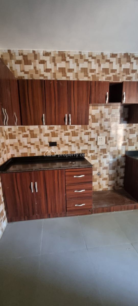 3 Bedrooms Ground Floor Apartment, New Road Bus-stop, Before Chevron, Lekki, Lagos, Flat / Apartment for Rent