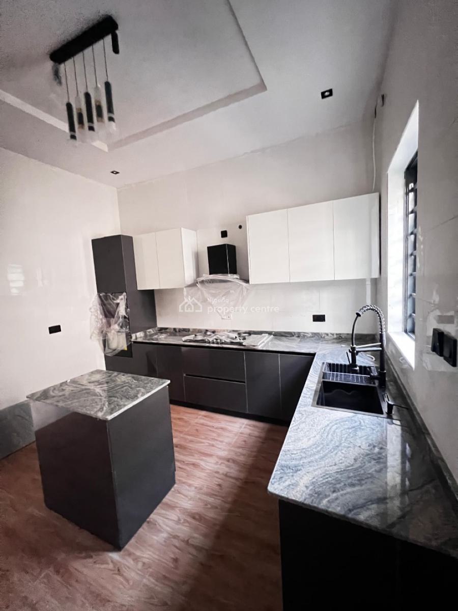 Spacious  4 Bedroom Semi Detached Duplex with Bq in Thomas Ajah, Ajah, Lagos, Semi-detached Duplex for Sale