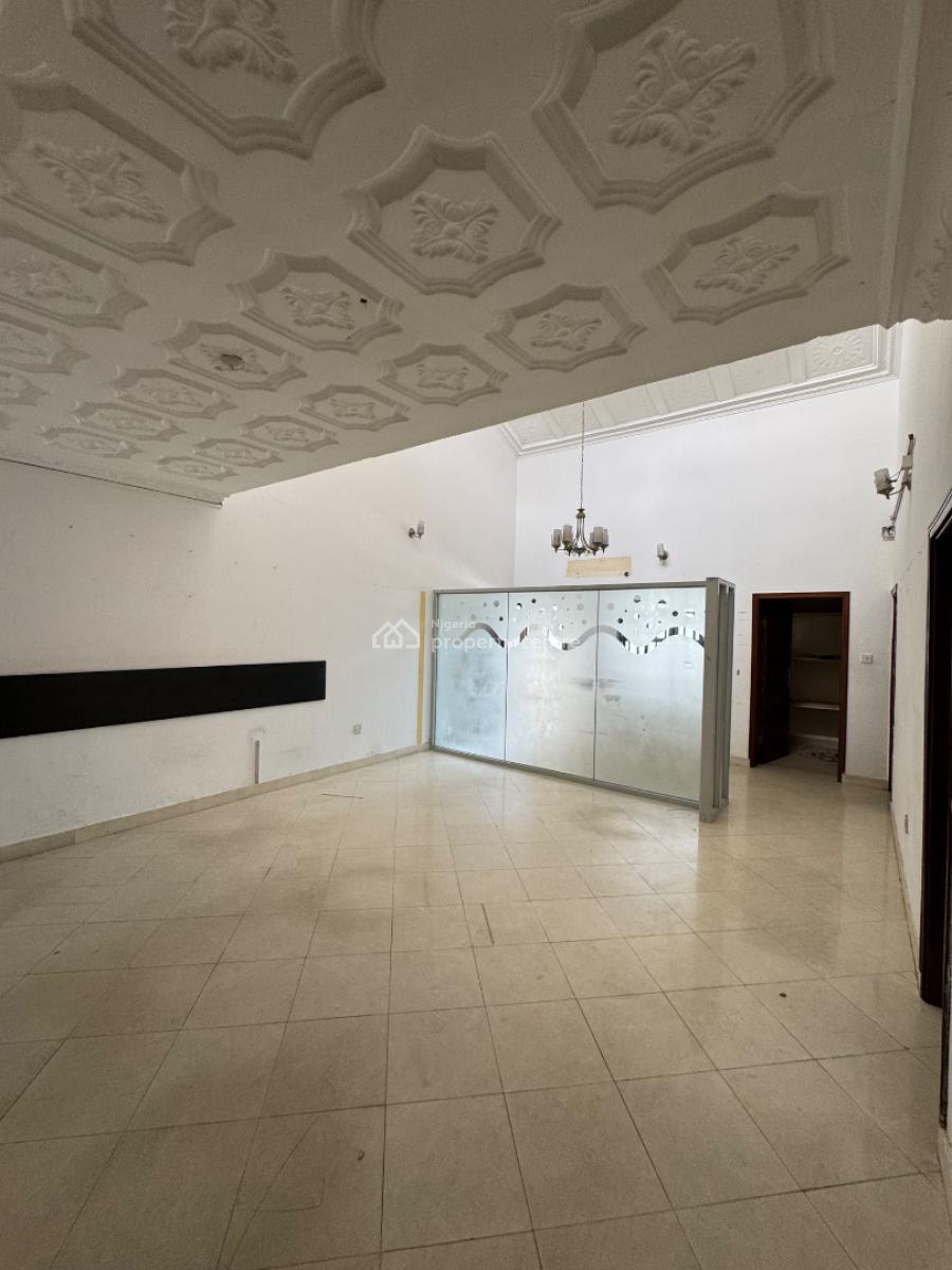 5 Bedroom Commercial Duplex + Bq, Off Admiralty Way, Lekki Phase 1, Lekki, Lagos, Commercial Property for Rent