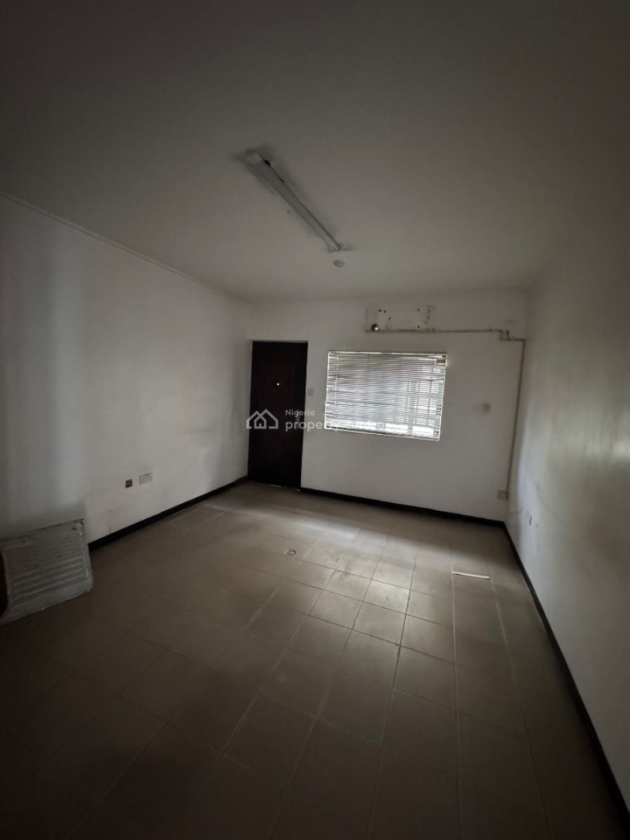 5 Bedroom Commercial Duplex + Bq, Off Admiralty Way, Lekki Phase 1, Lekki, Lagos, Commercial Property for Rent