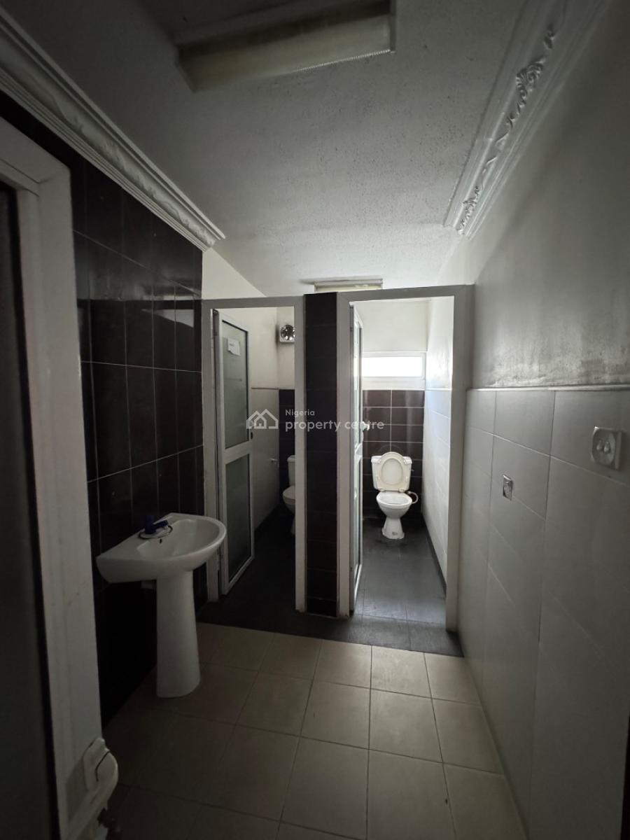 5 Bedroom Commercial Duplex + Bq, Off Admiralty Way, Lekki Phase 1, Lekki, Lagos, Commercial Property for Rent