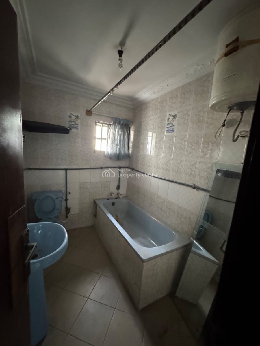 5 Bedroom Commercial Duplex + Bq, Off Admiralty Way, Lekki Phase 1, Lekki, Lagos, Commercial Property for Rent