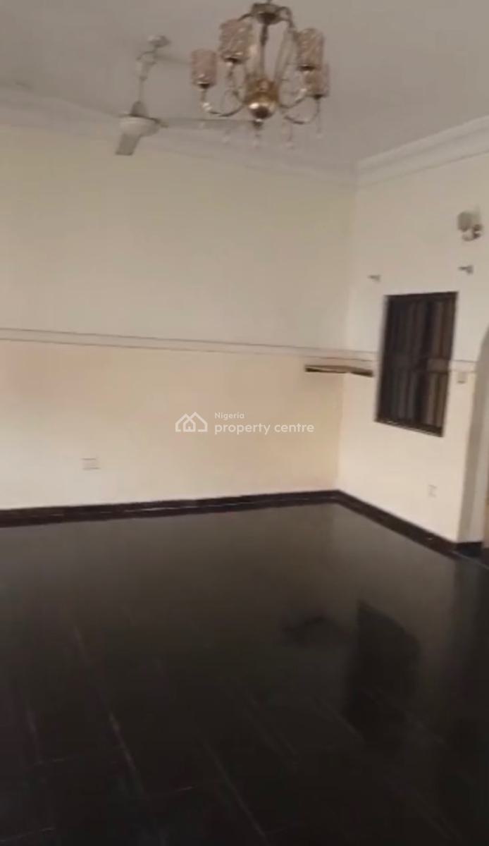 a Standard Decent 4 Bedrooms Semi Detached Duplex, Anthony, Maryland, Lagos, Semi-detached Duplex for Rent