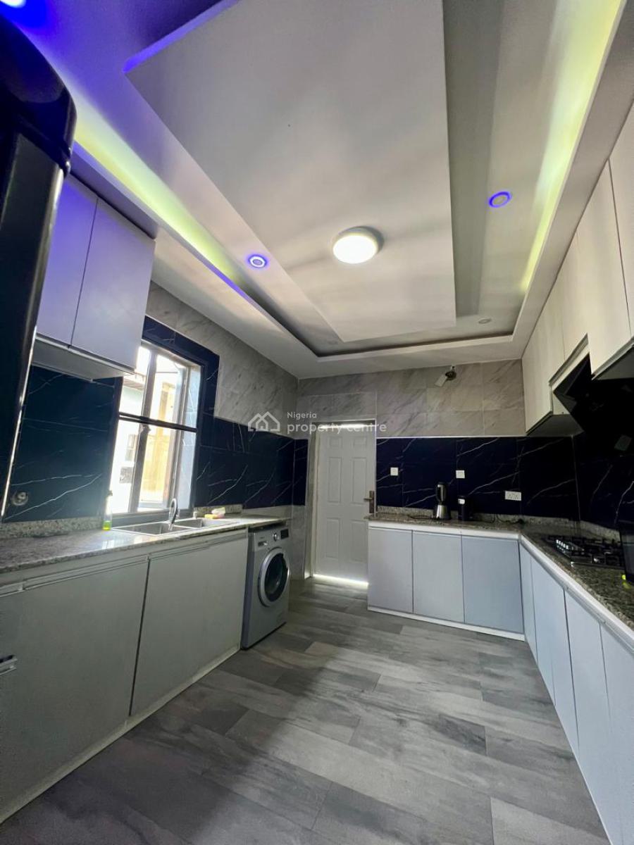 Well Maintained Furnished 3 Bedroom Apartment, Ikate, Lekki, Lagos, Flat / Apartment for Rent