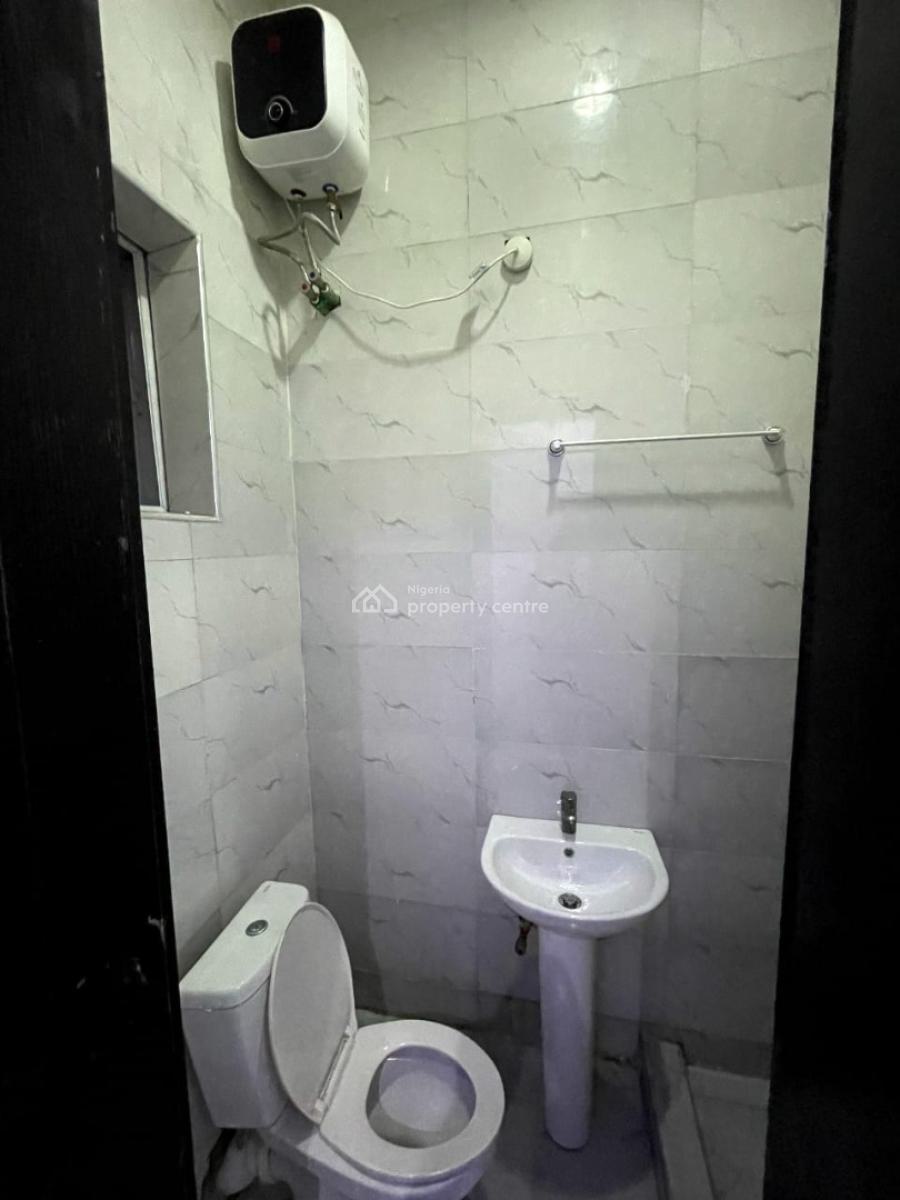 Luxury Mini Flat with 2acs Gym 24hours Light Upstairs, Igbo Efon, Lekki, Lagos, Mini Flat (room and Parlour) for Rent