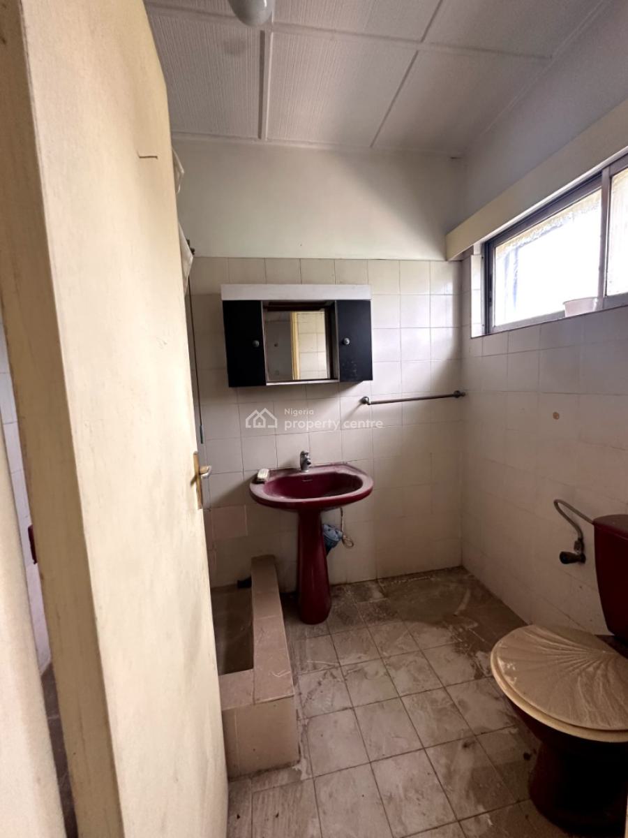 5-bedroom Fully Detached House with  2 Room Bq, Ikoyi, Lagos, House for Rent