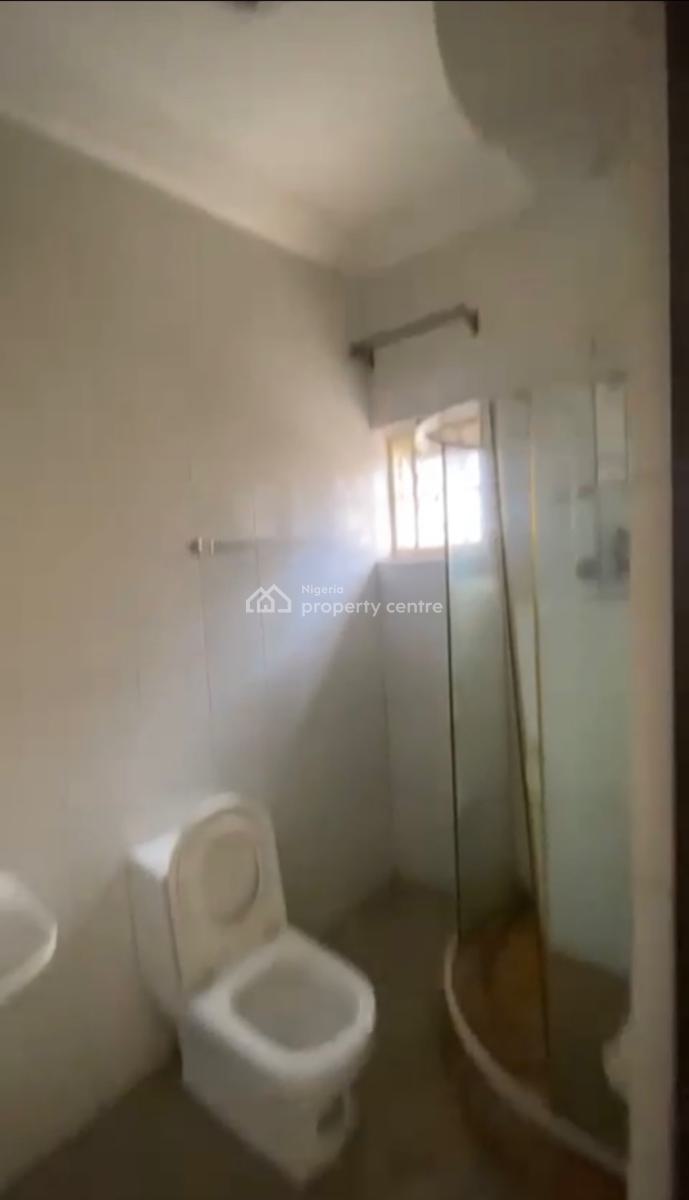 a Standard, Decent 3 Bedrooms Flat, Wuye, Abuja, Flat / Apartment for Rent