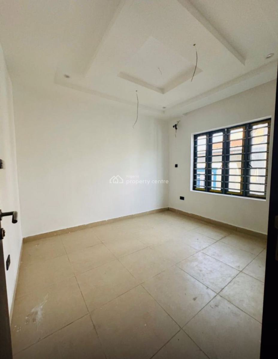 Neatly Built 2 Bedroom Apartment, Allen, Ikeja, Lagos, Flat / Apartment for Sale