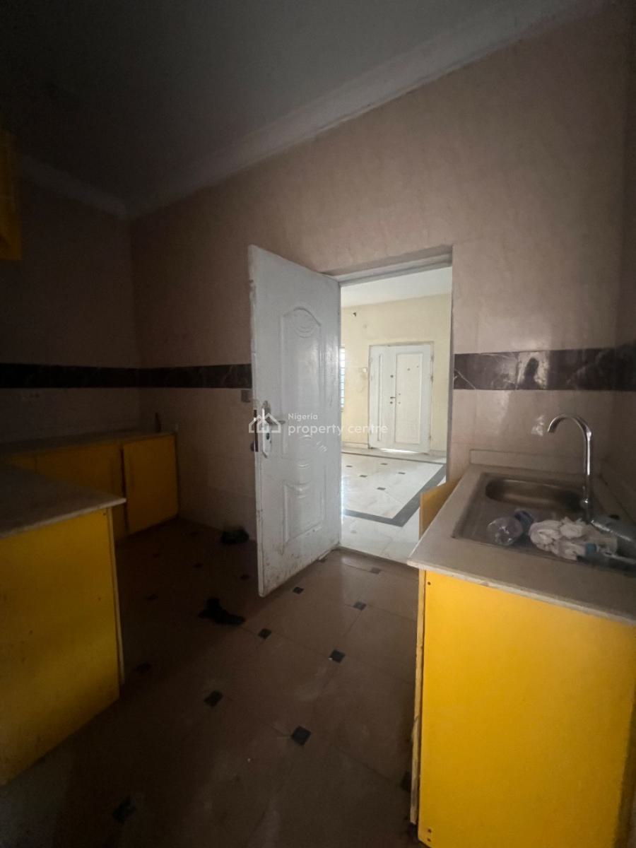 Spacious 2 Bedroom Apartment, Silverland Estate, Sangotedo, Ajah, Lagos, Flat / Apartment for Rent