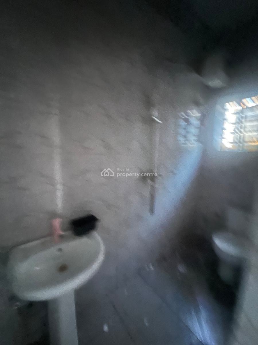Spacious 2 Bedroom Apartment, Silverland Estate, Sangotedo, Ajah, Lagos, Flat / Apartment for Rent