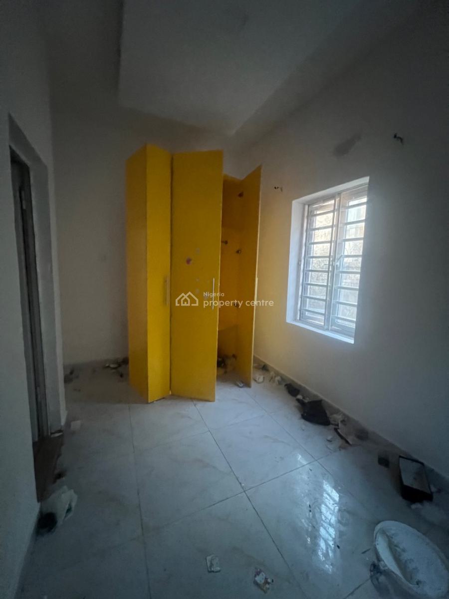 Spacious 2 Bedroom Apartment, Silverland Estate, Sangotedo, Ajah, Lagos, Flat / Apartment for Rent