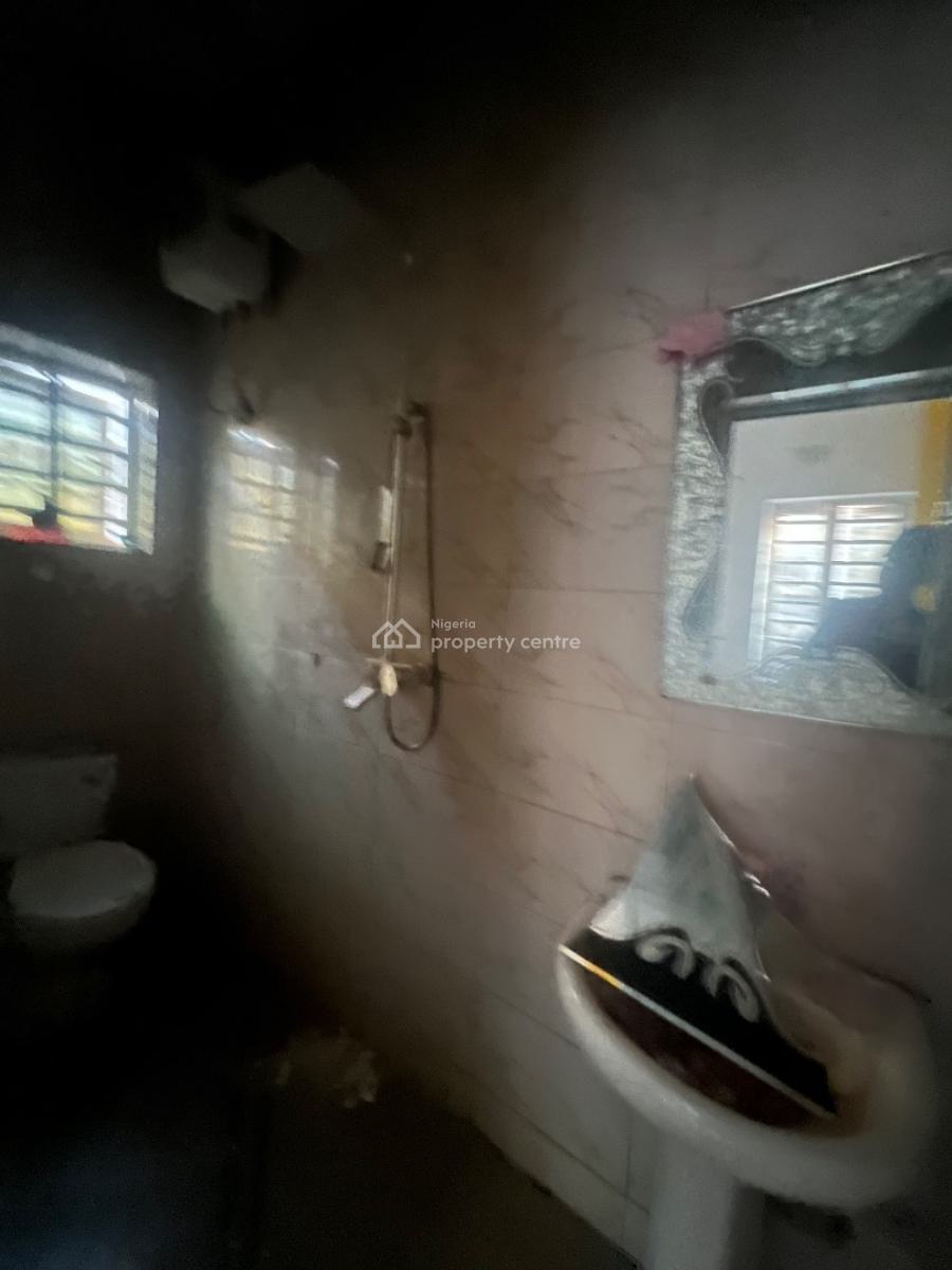 Spacious 2 Bedroom Apartment, Silverland Estate, Sangotedo, Ajah, Lagos, Flat / Apartment for Rent