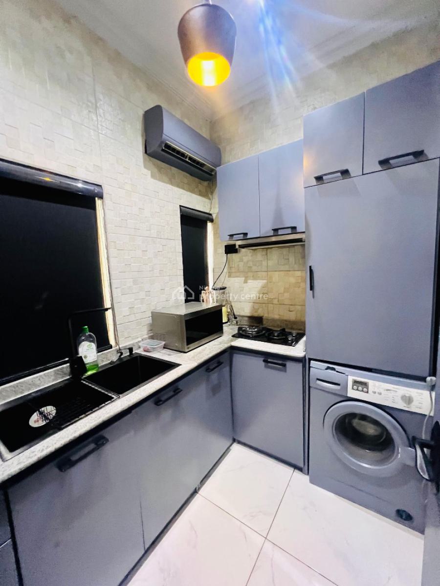 Luxury 1 Bedroom Apartment, Lekki Phase 1, Lekki, Lagos, Flat / Apartment Short Let