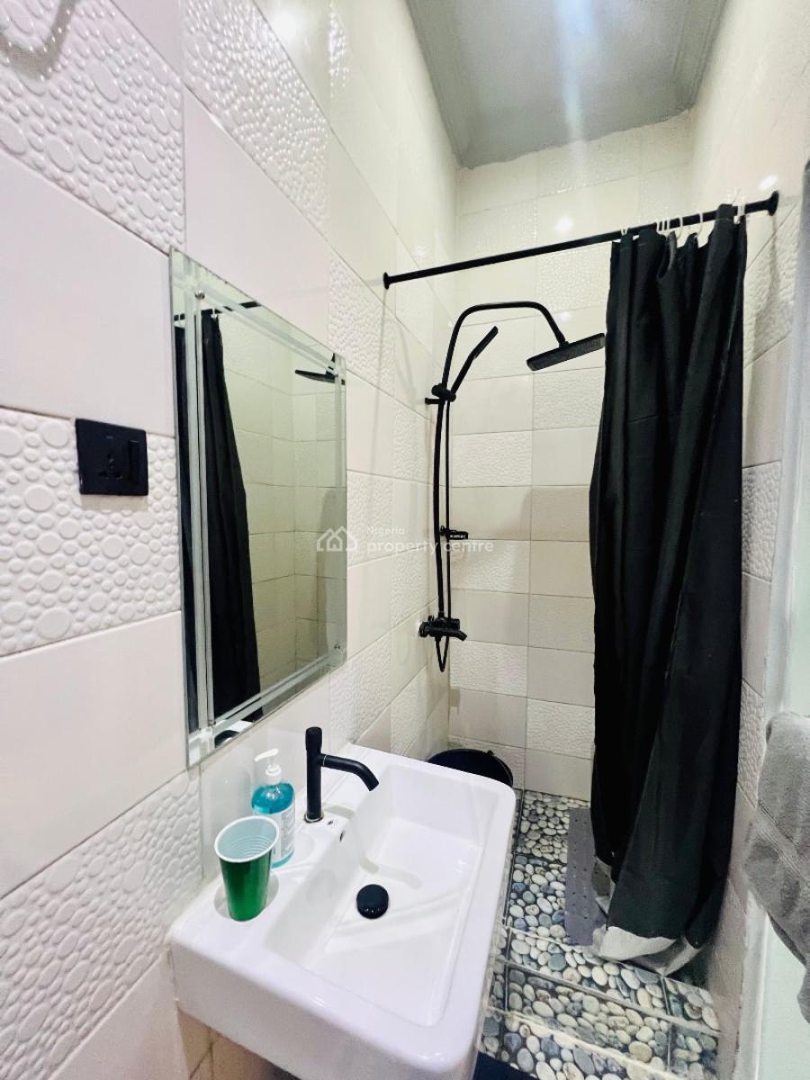 Luxury 1 Bedroom Apartment, Lekki Phase 1, Lekki, Lagos, Flat / Apartment Short Let