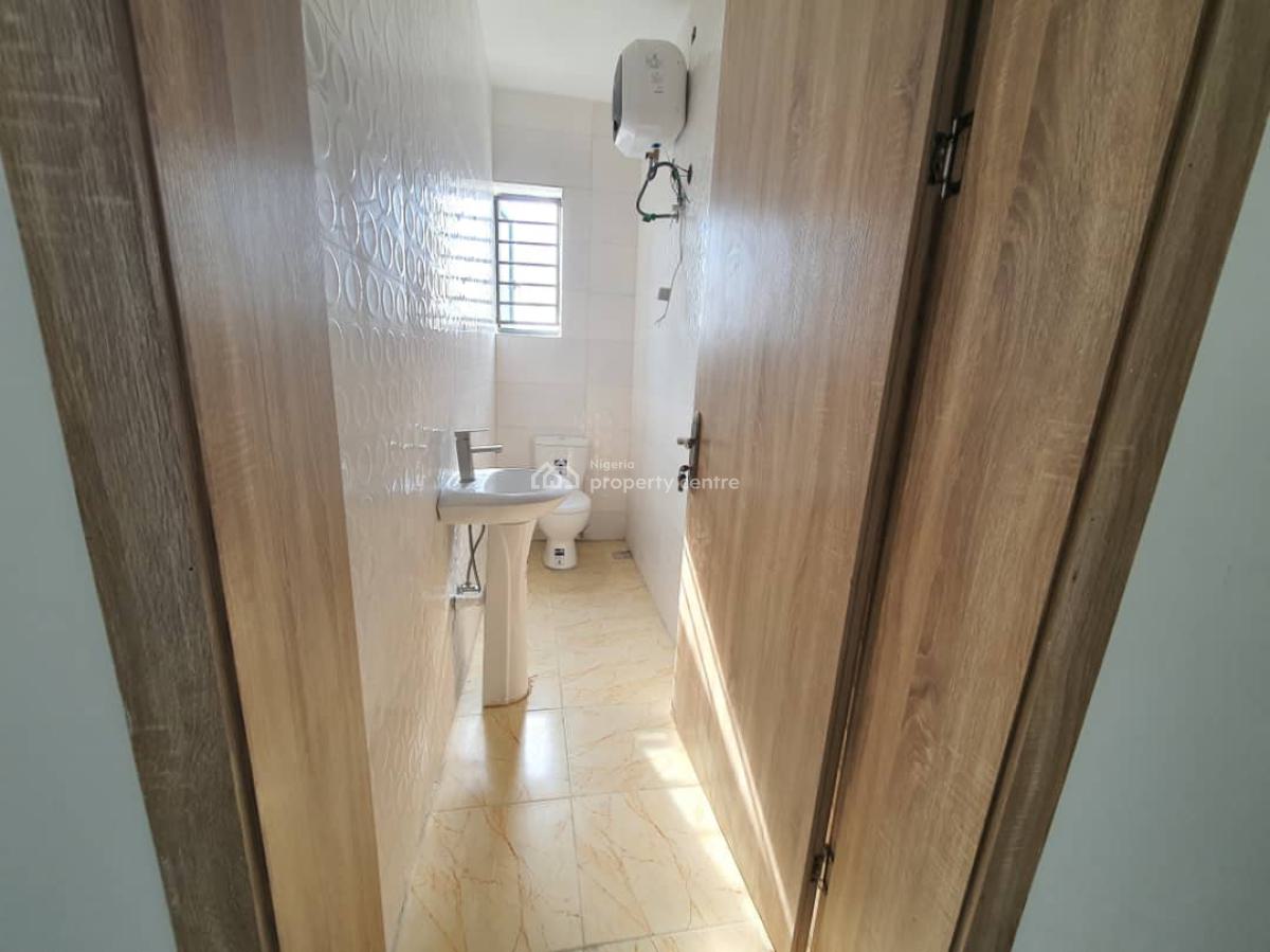 Luxury Serviced 3 Bedroom Flat on The 2nd Floor, Ilasan, Ikate, Lekki, Lagos, Flat / Apartment for Sale