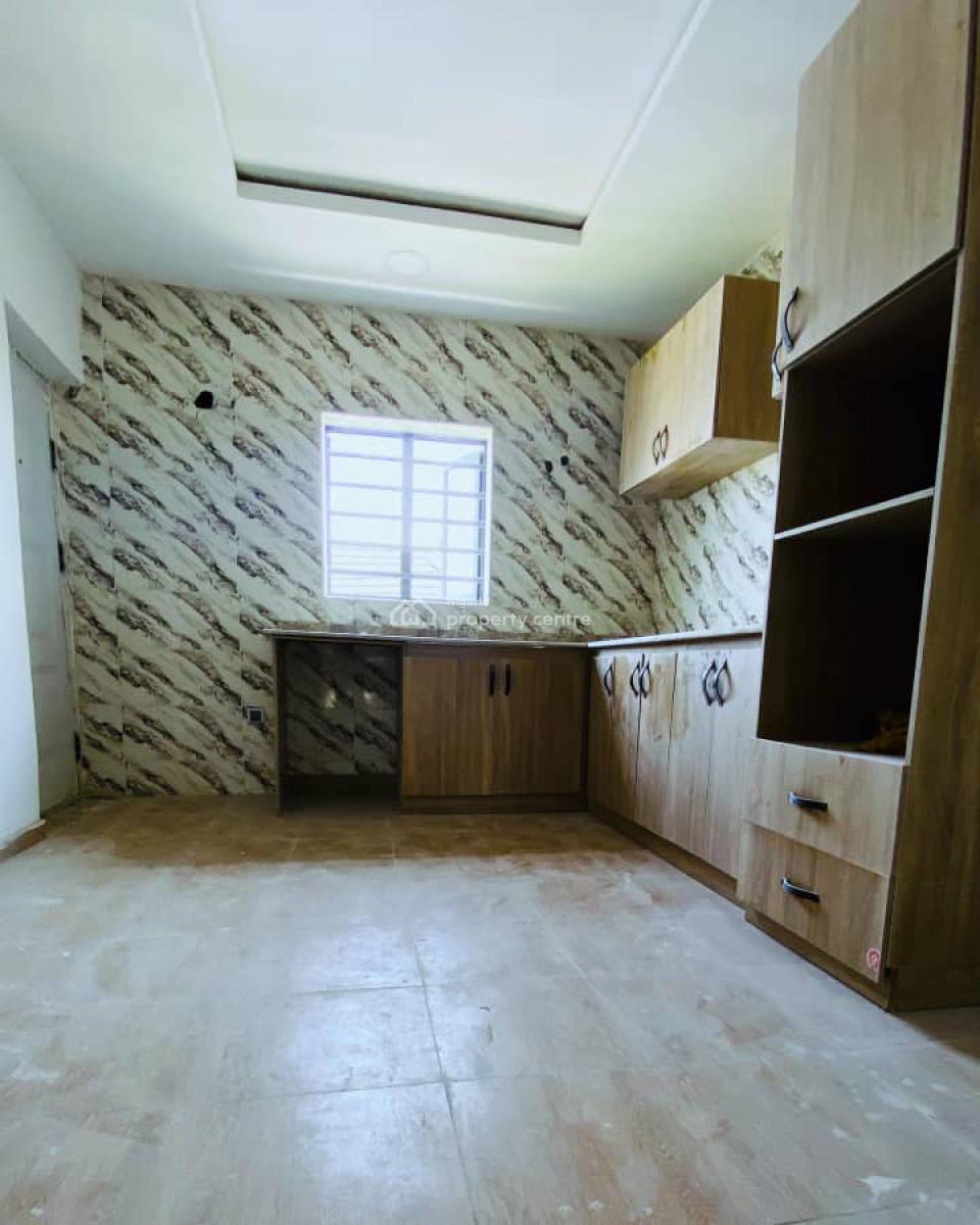 Standard 2 Bedroom Flat, Ikota Gra, Ikota Lekki Lagos., Ikota, Lekki, Lagos, Flat / Apartment for Rent