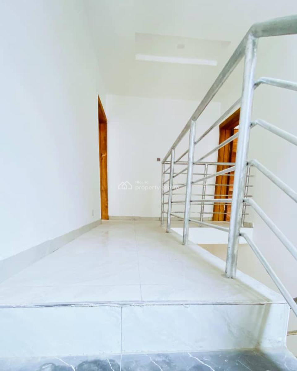 Standard 2 Bedroom Flat, Ikota Gra, Ikota Lekki Lagos., Ikota, Lekki, Lagos, Flat / Apartment for Rent