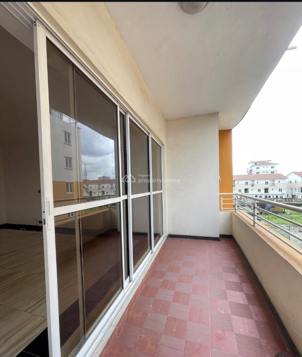 Well Built 3 Bedroom  Spacious Apartment with a Bq, Yaba Lagos, Yaba, Lagos, Flat / Apartment for Sale