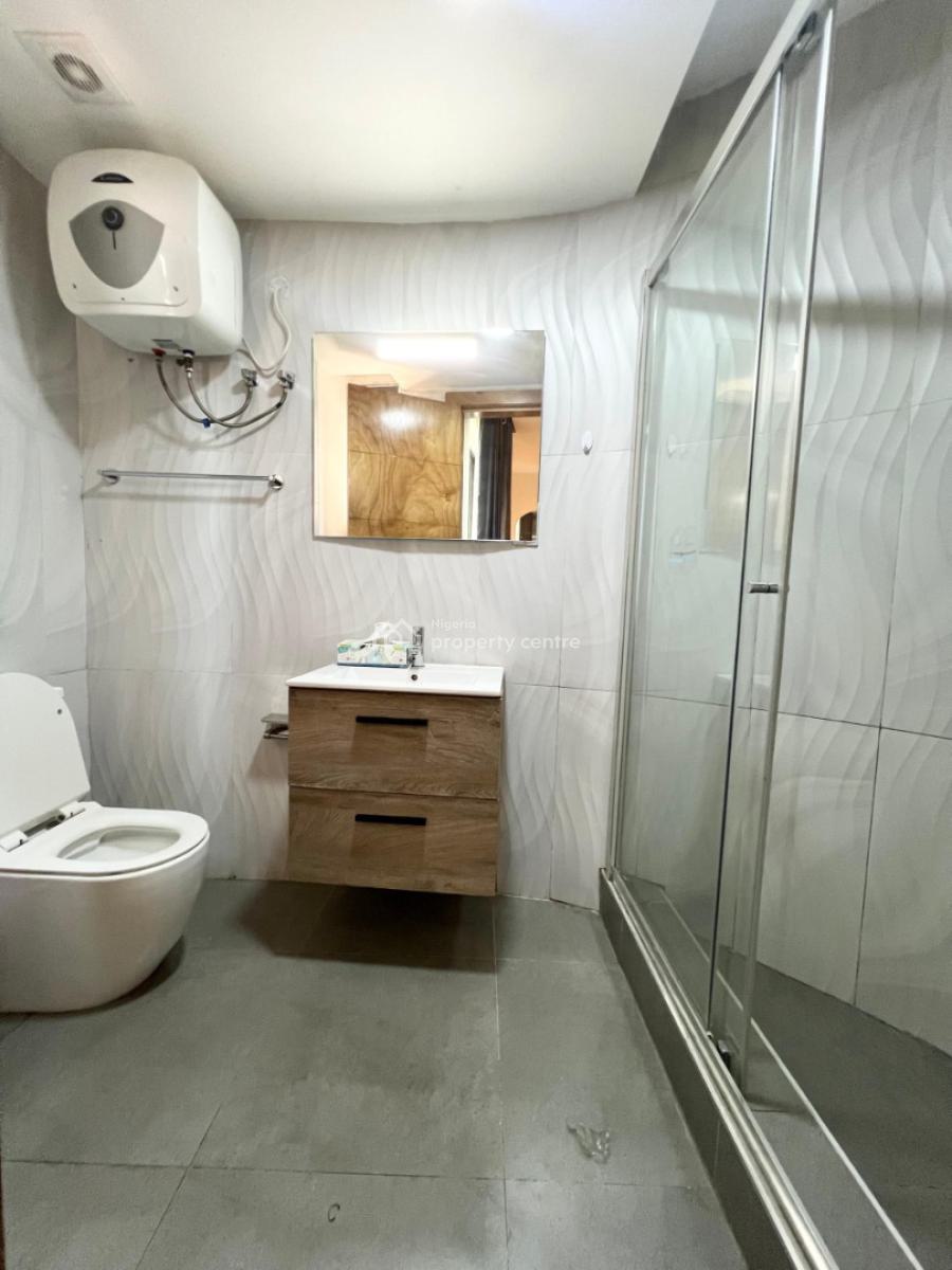 Spacious 2 Bedroom Furnished Apartment, Victoria Island (vi), Lagos, Flat / Apartment for Sale