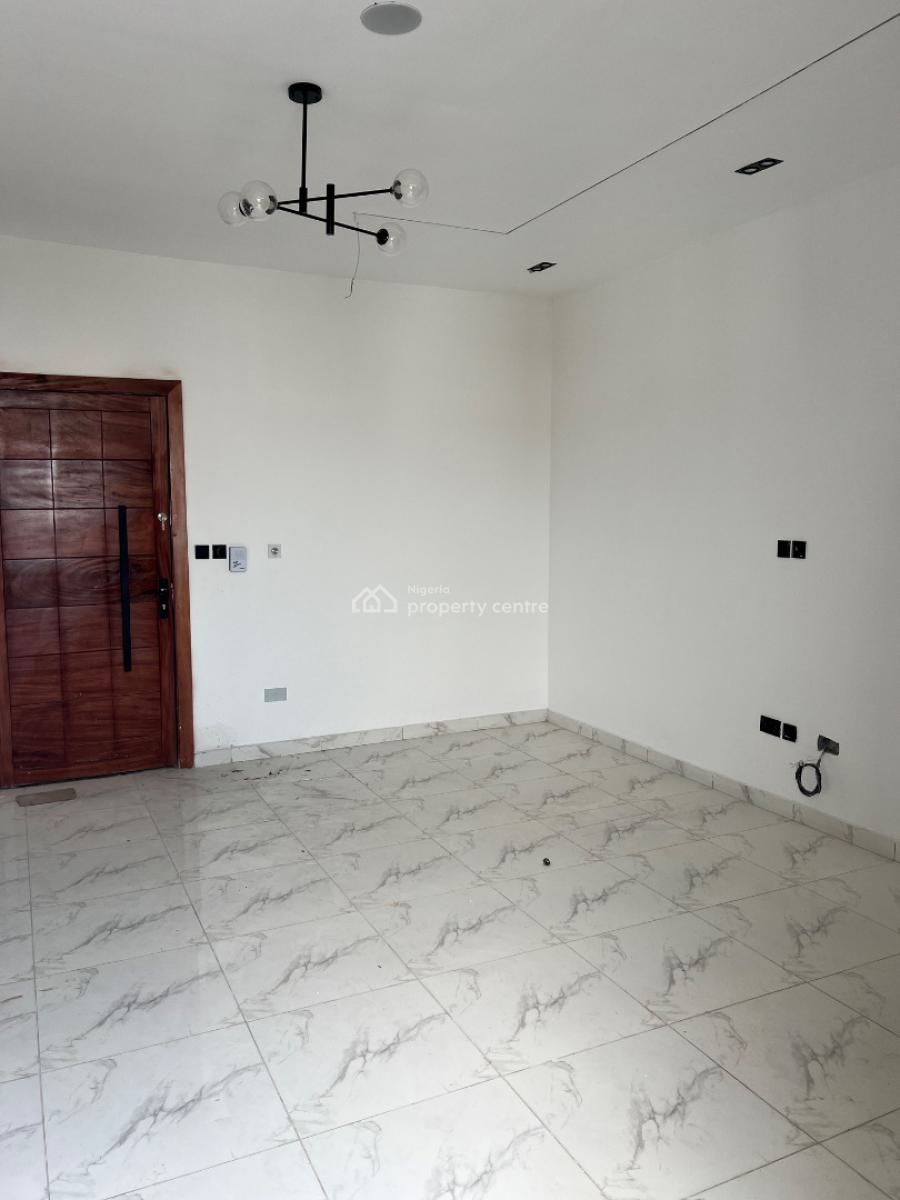 2 Bedroom Apartment, Ologolo, Lekki, Lagos, Flat / Apartment for Sale