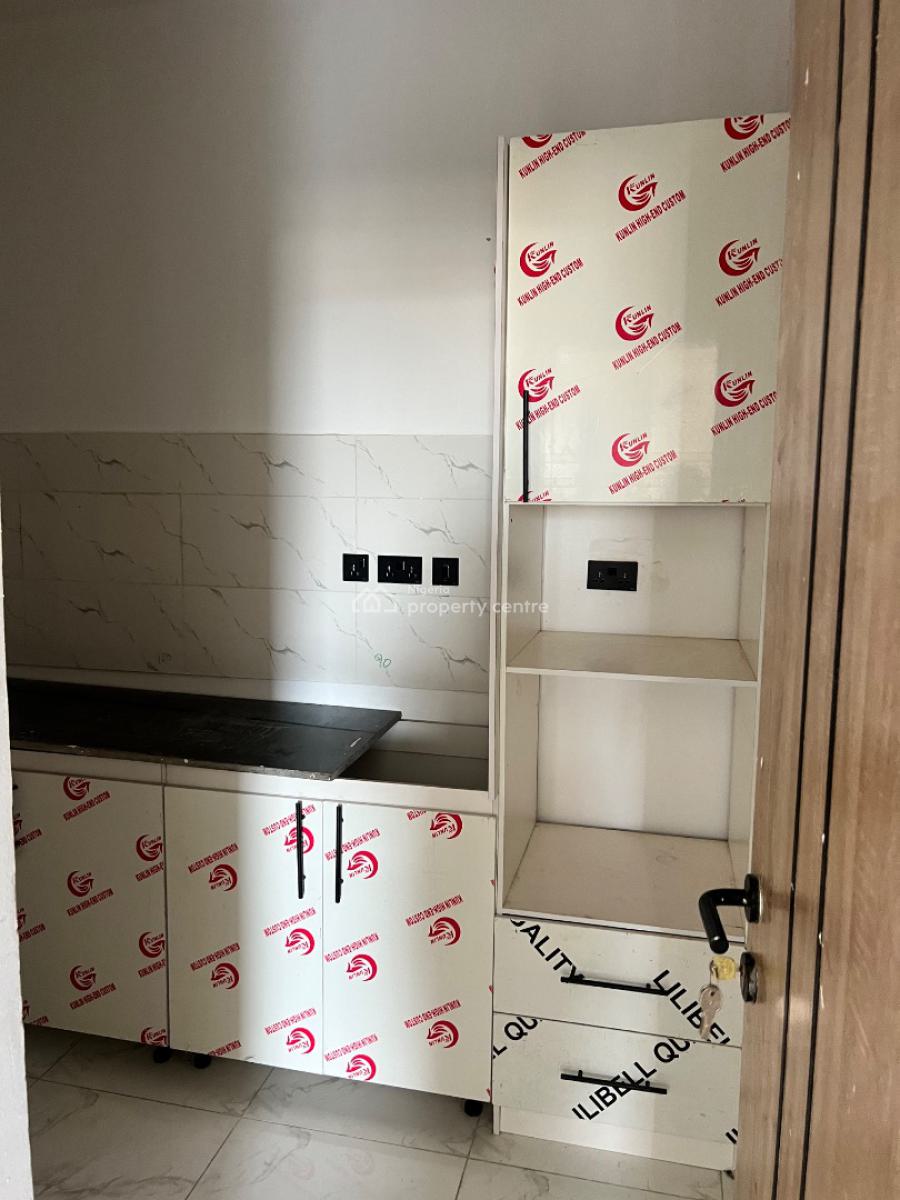 2 Bedroom Apartment, Ologolo, Lekki, Lagos, Flat / Apartment for Sale