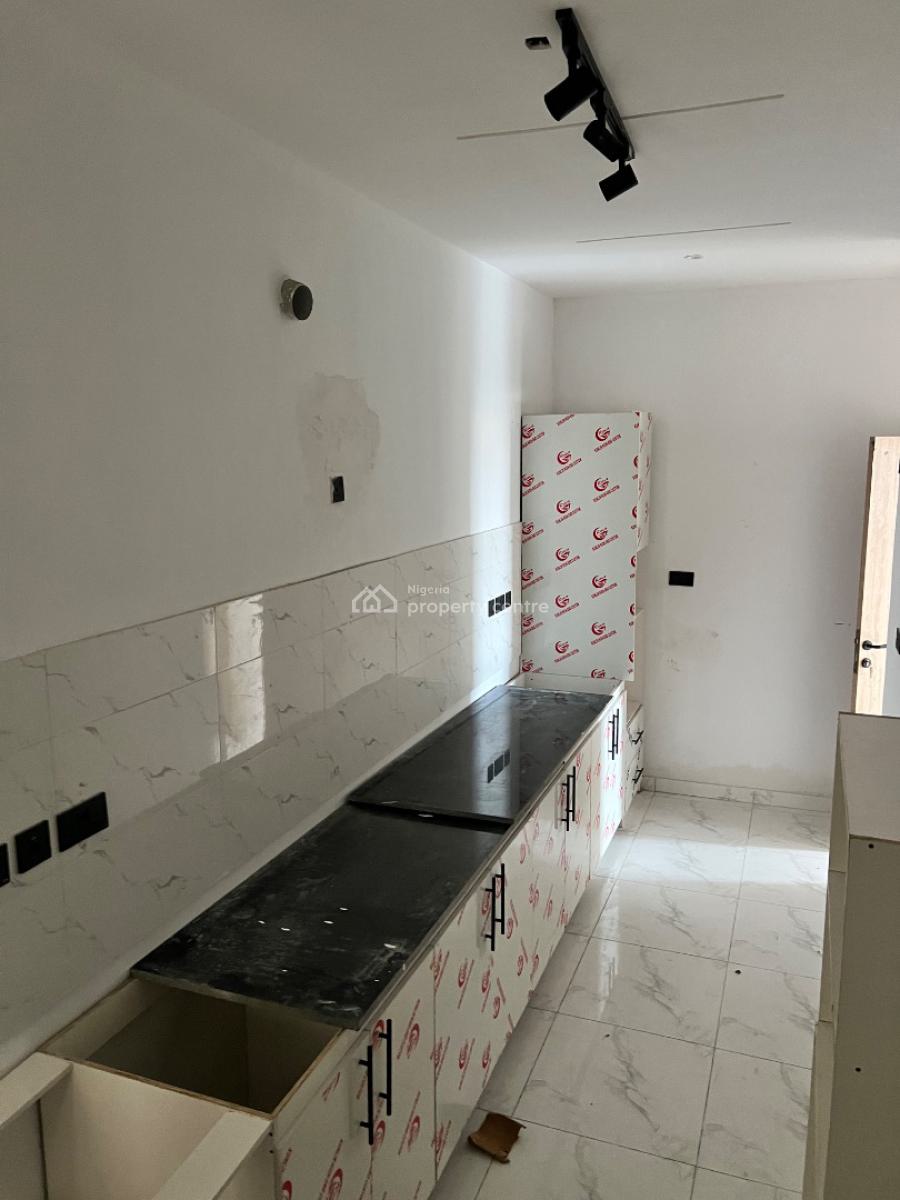 2 Bedroom Apartment, Ologolo, Lekki, Lagos, Flat / Apartment for Sale