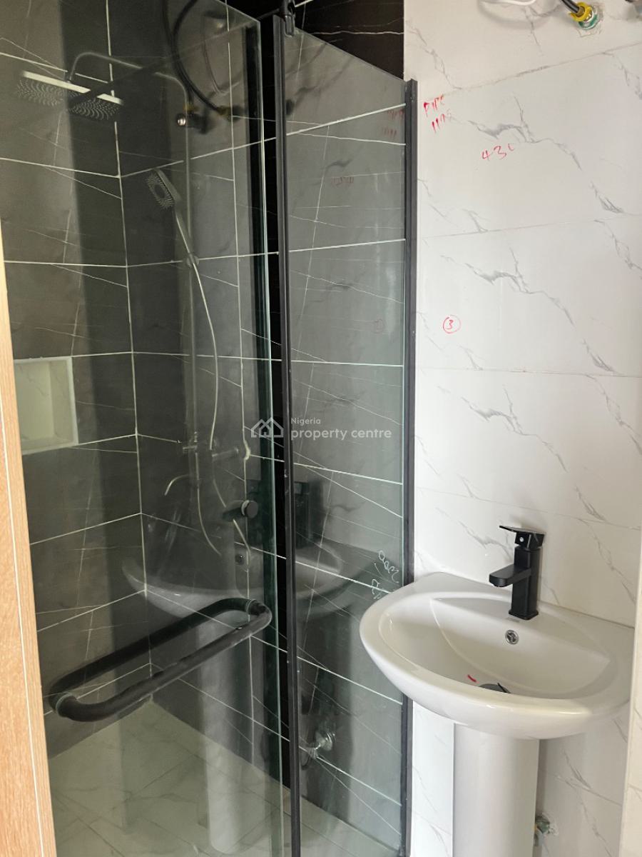 2 Bedroom Apartment, Ologolo, Lekki, Lagos, Flat / Apartment for Sale