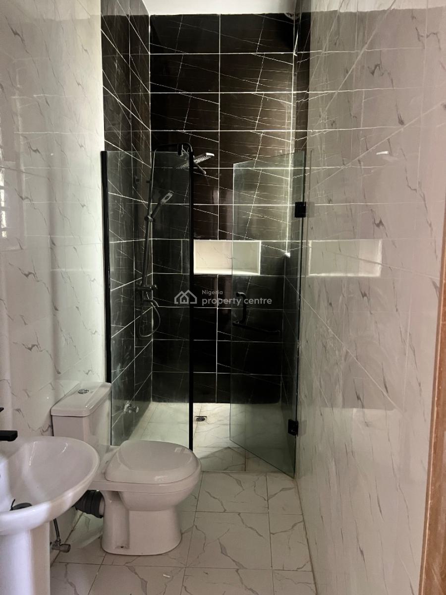 2 Bedroom Apartment, Ologolo, Lekki, Lagos, Flat / Apartment for Sale