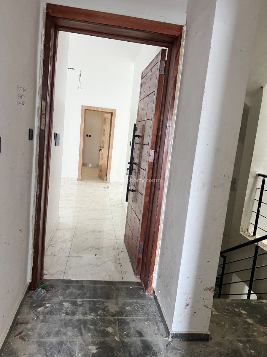 2 Bedroom Apartment, Ologolo, Lekki, Lagos, Flat / Apartment for Sale