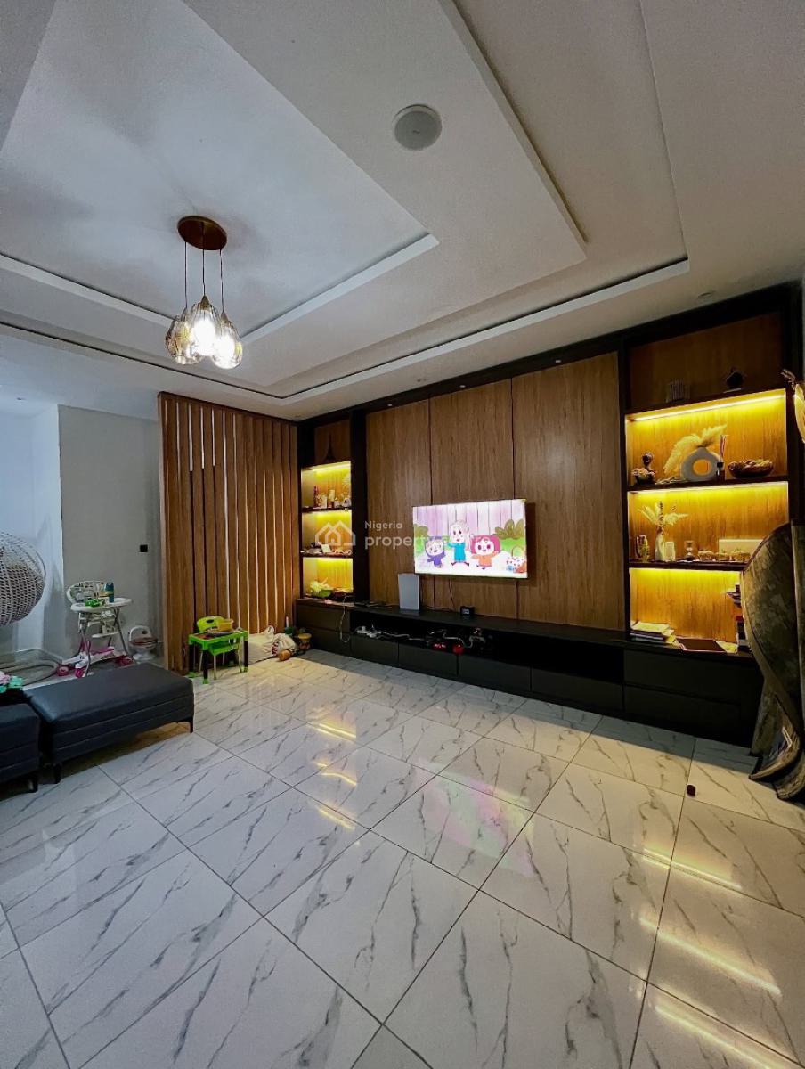 Fully Serviced 2 Bedroom Apartment with Bq, Ikate, Lekki, Lagos, Block of Flats for Sale