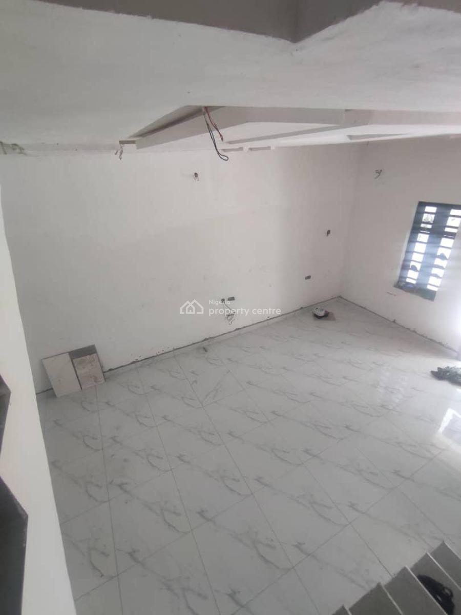 2 Bedroom Duplex, Ologolo, Lekki, Lagos, Terraced Duplex for Rent