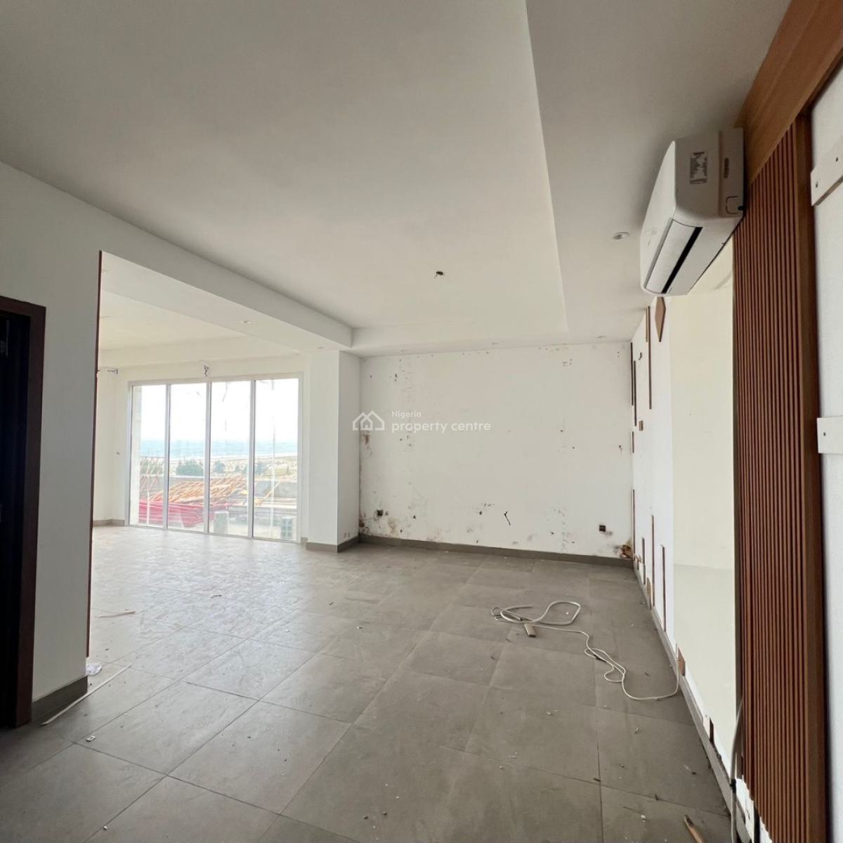2 Bedroom Apartment in a Secured Estate., Victoria Island (vi), Lagos, Flat / Apartment for Sale