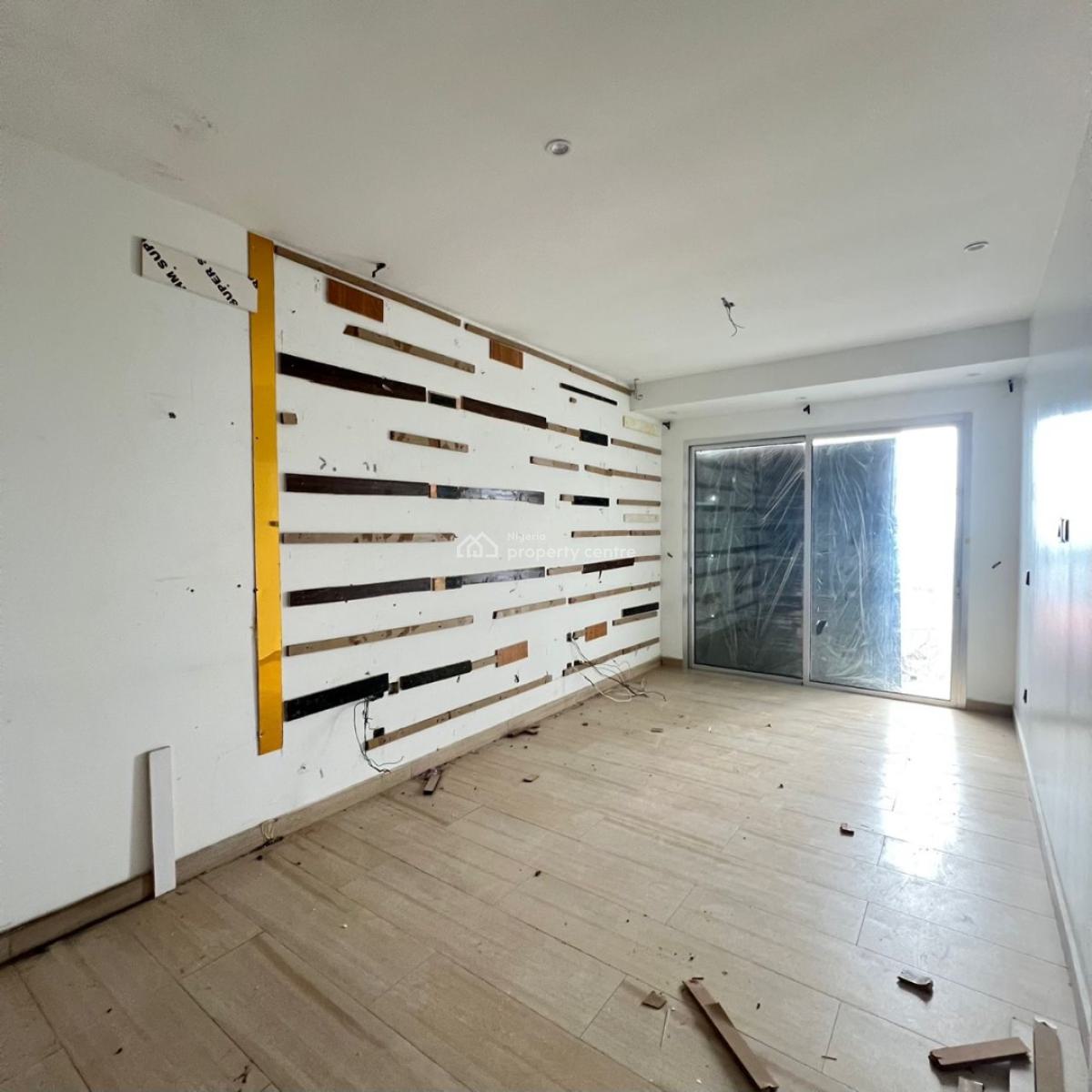 2 Bedroom Apartment in a Secured Estate., Victoria Island (vi), Lagos, Flat / Apartment for Sale