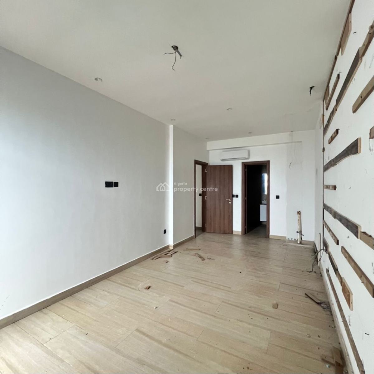 2 Bedroom Apartment in a Secured Estate., Victoria Island (vi), Lagos, Flat / Apartment for Sale