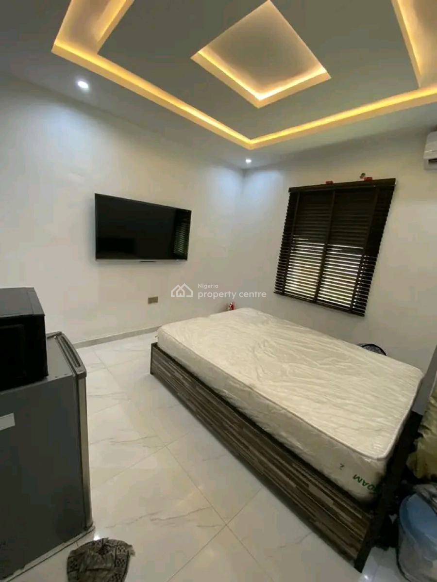 Fully Furnished 3 Bedroom and Bq, Ikate, Lekki, Lagos, Flat / Apartment for Sale