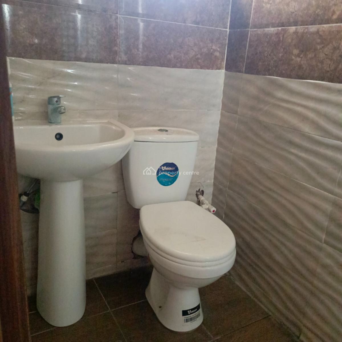 4 Bedroom Flat, Off Freedom Way, Lekki Phase 1, Lekki, Lagos, Flat / Apartment for Rent