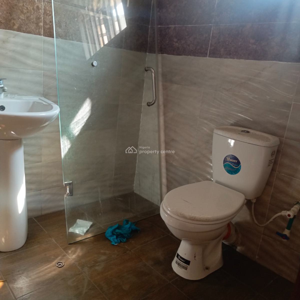 4 Bedroom Flat, Off Freedom Way, Lekki Phase 1, Lekki, Lagos, Flat / Apartment for Rent