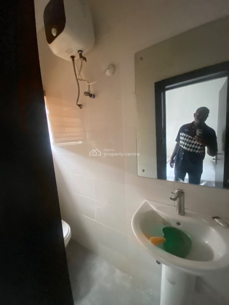 Luxury 2 Bedroom Apartment, Ajah, Lagos, Flat / Apartment for Sale