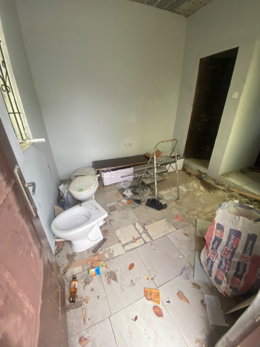 Bq (room Self Contained) Close to The Main Road, By The Main Road, Ogombo, Ajah, Lagos, Self Contain (single Rooms) for Rent