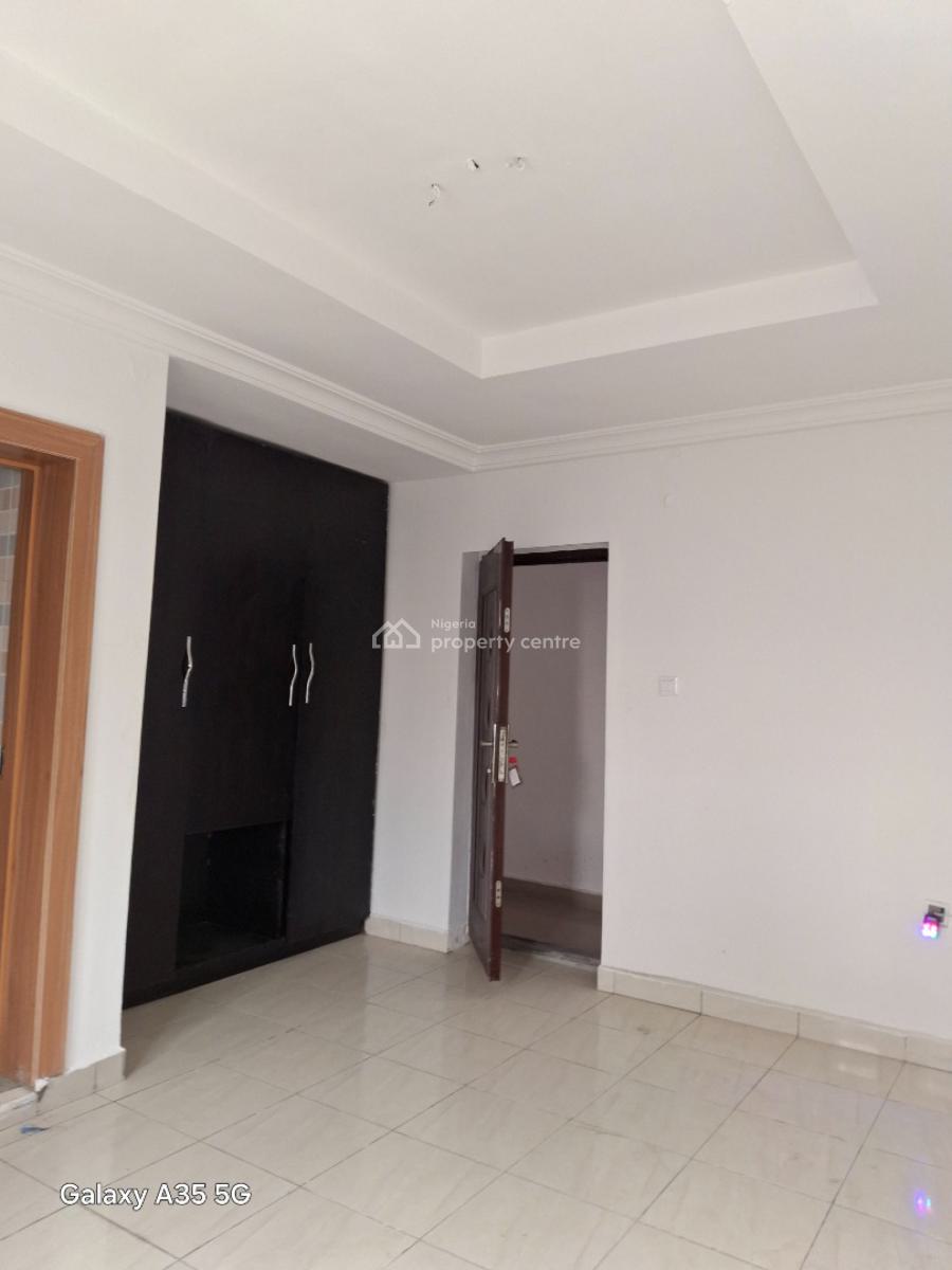 3 Bedroom Flat Ground Floor, Therra Annex, Sangotedo, Ajah, Lagos, Flat / Apartment for Rent
