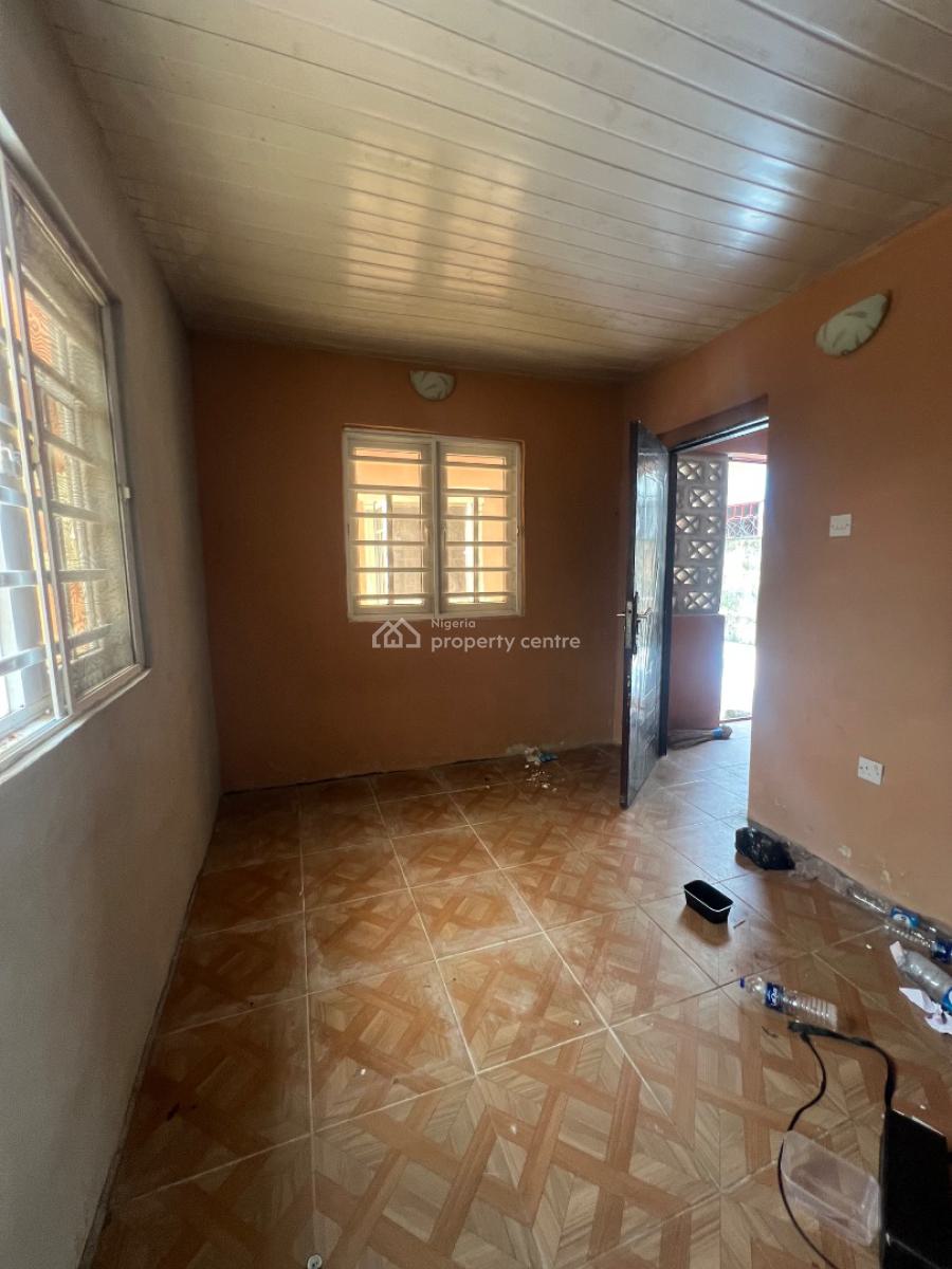Spacious Self Contain, Thera Annex Estate, Sangotedo, Ajah, Lagos, Self Contain (single Rooms) for Rent