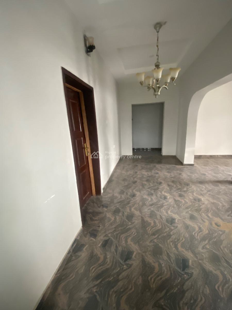 Luxury 2 Bedroom Apartment (upstairs), Alashela, Ogombo, Ajah, Lagos, Flat / Apartment for Rent