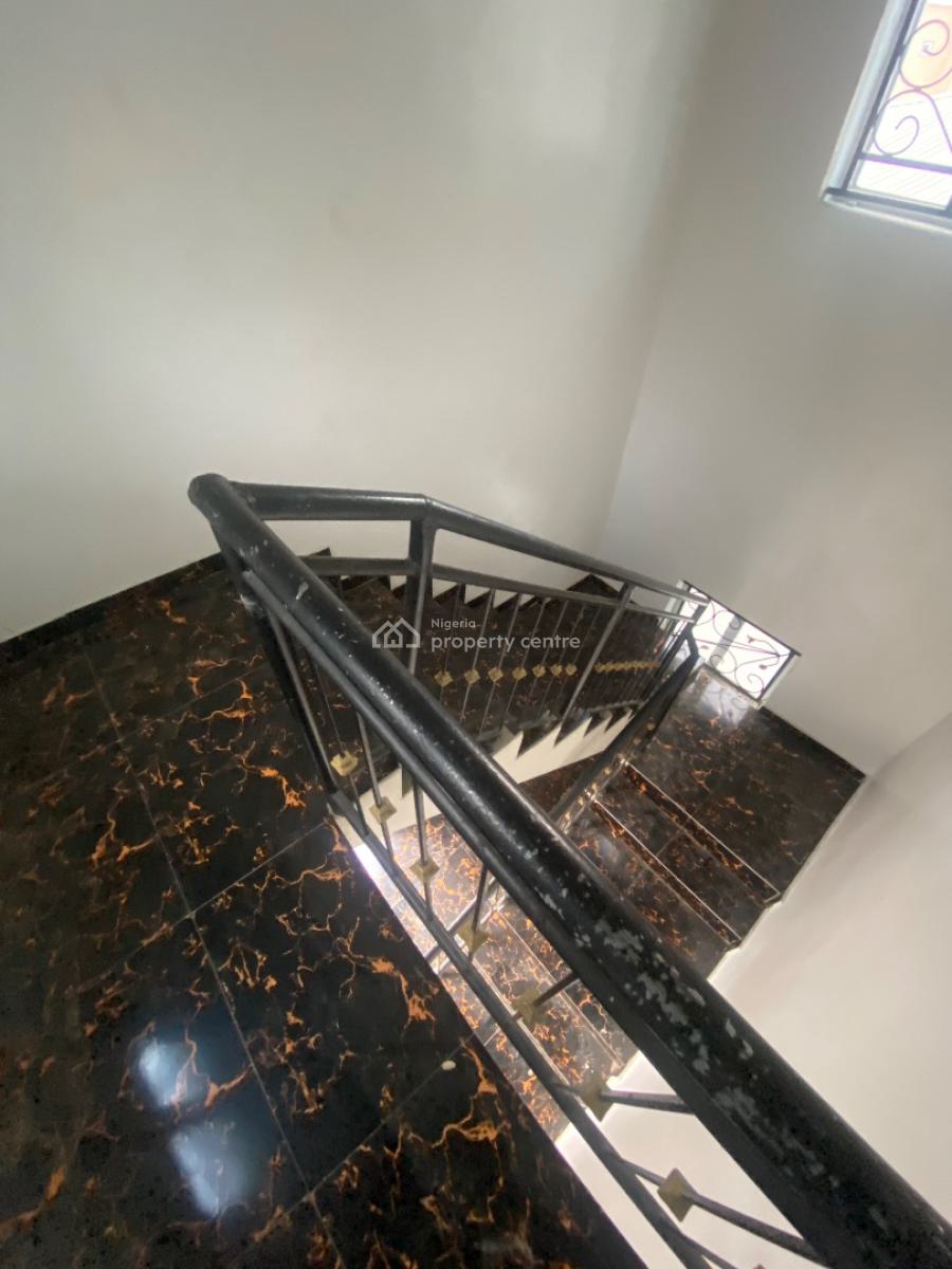 Luxury 2 Bedroom Apartment (upstairs), Alashela, Ogombo, Ajah, Lagos, Flat / Apartment for Rent
