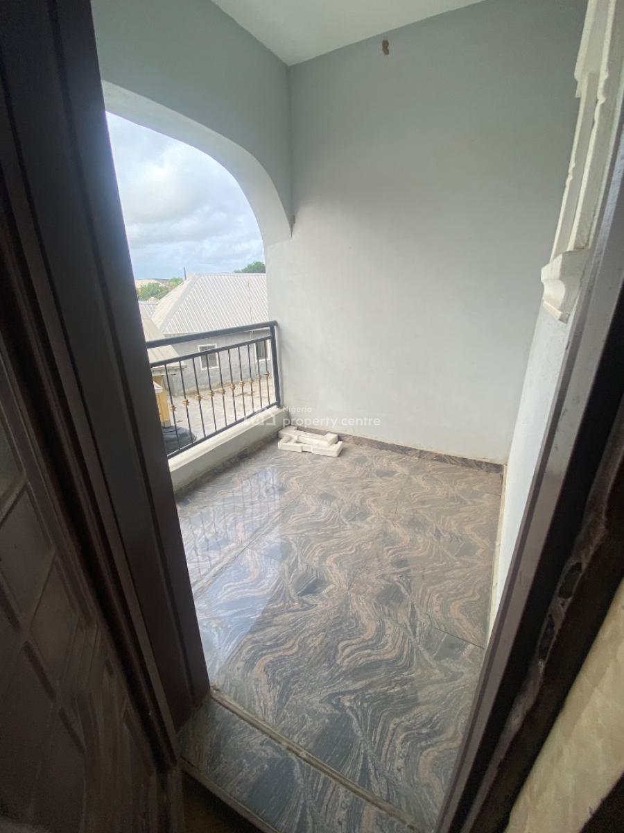 Luxury 2 Bedroom Apartment (upstairs), Alashela, Ogombo, Ajah, Lagos, Flat / Apartment for Rent
