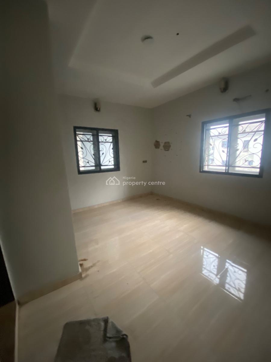 Luxury 2 Bedroom Apartment (upstairs), Alashela, Ogombo, Ajah, Lagos, Flat / Apartment for Rent