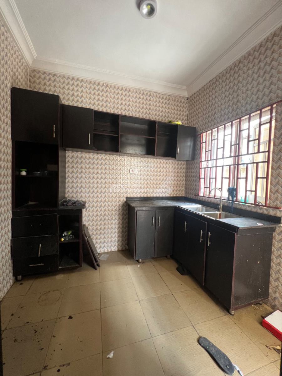 Spacious 3 Bedroom Apartment, Thera Annex, Sangotedo, Ajah, Lagos, Flat / Apartment for Rent