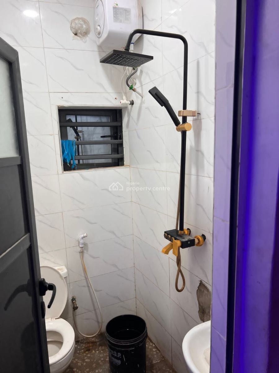 a Luxury 2 Bedroom Flat, Lucky Fiber Road, Ikorodu, Lagos, Flat / Apartment for Rent