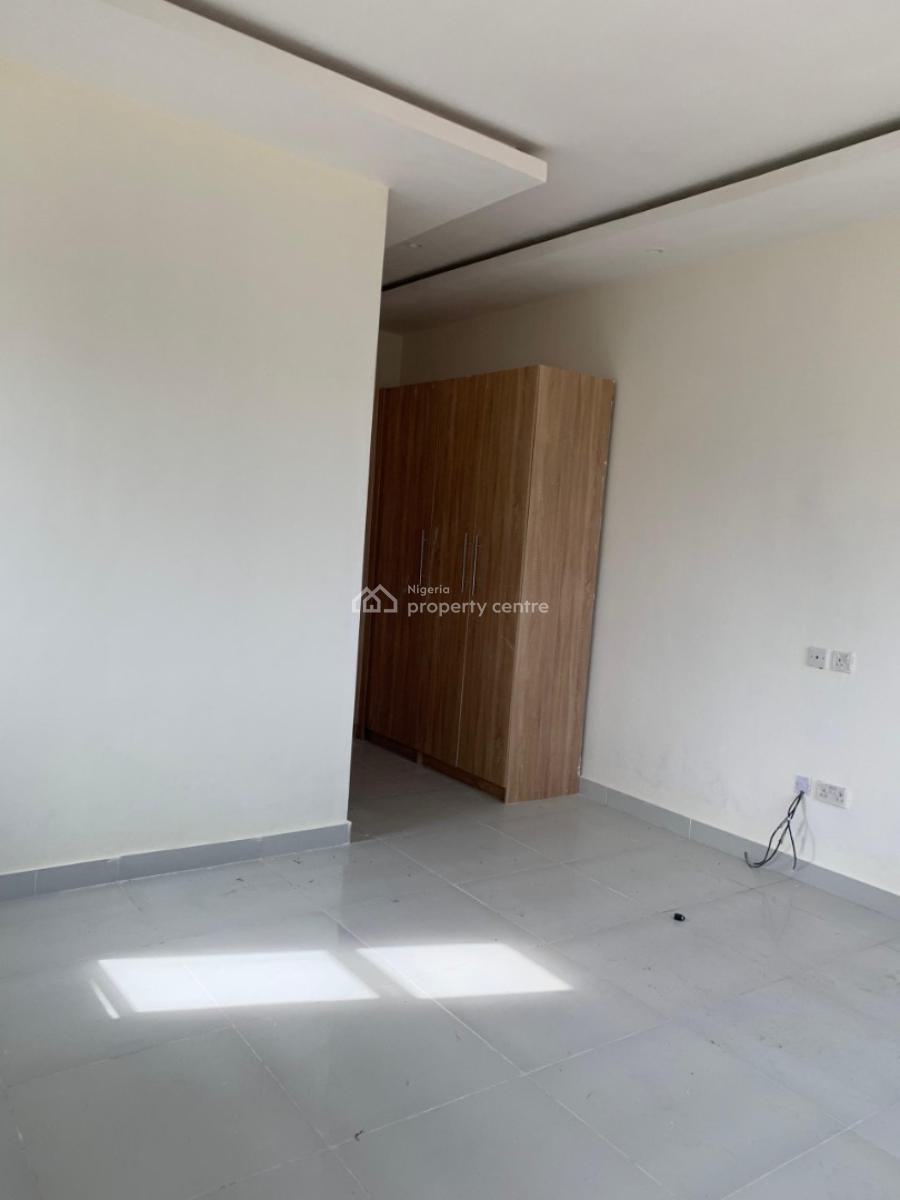 Brand New 3 Bedroom Apartment 2nd Floor, Ologolo Lekki Eti-osa, Ologolo, Lekki, Lagos, Flat / Apartment for Rent