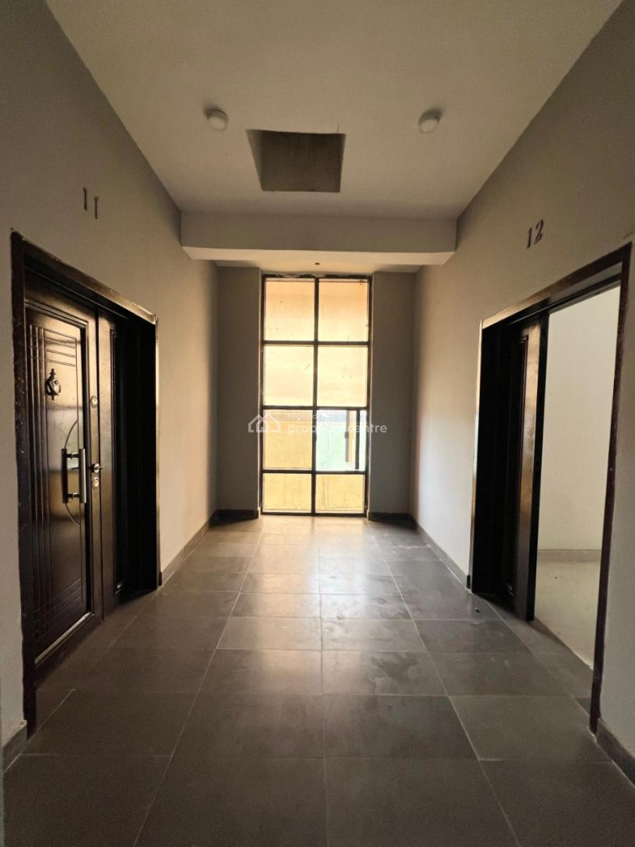 Sharp Newly Built 3 Bedroom Apartment with Bq, Ikota, Lekki, Lagos, Flat / Apartment for Rent